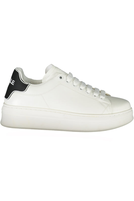 Gaëlle Paris White Women's Sports Shoes