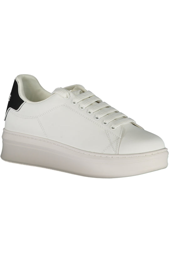 Gaëlle Paris White Women's Sports Shoes